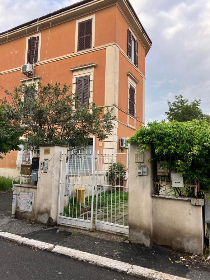 Casa Di Vivi, Comoda Per Il Centro, Il Vaticano Ed Il Gemelli โรม ภายนอก รูปภาพ